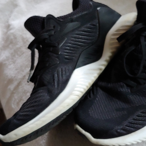 Adidas alpha bounce sneaker mn. Sz.8 - Picture 3 of 12